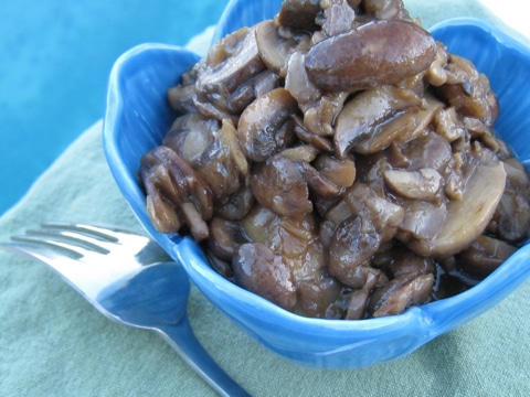 Post image for Sauteed Mushrooms In White Wine