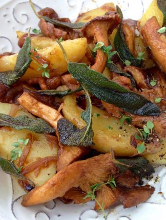 Chanterelle mushrooms and potatoes recipe with crispy sage