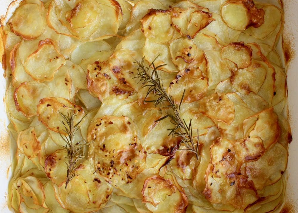 Italian Roasted Potatoes (Patate al forno)