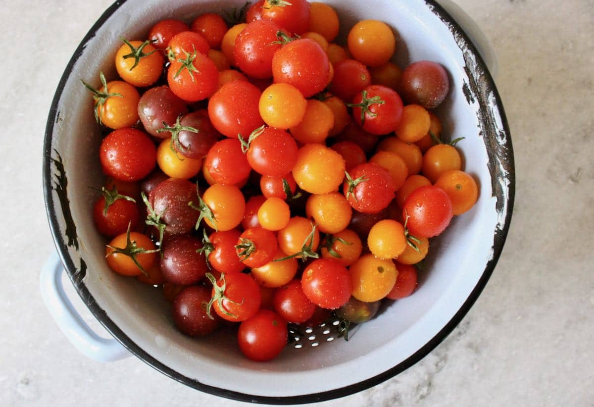 cherry tomatoes for sauce
